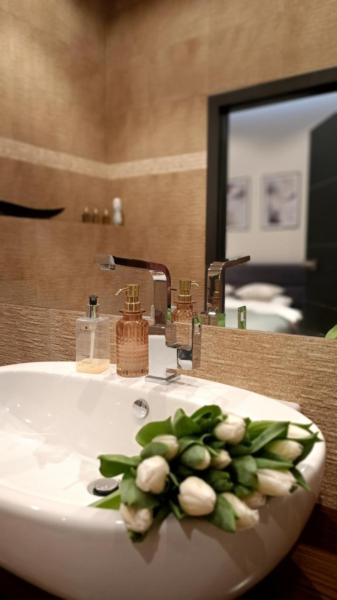 Luxury Well Located